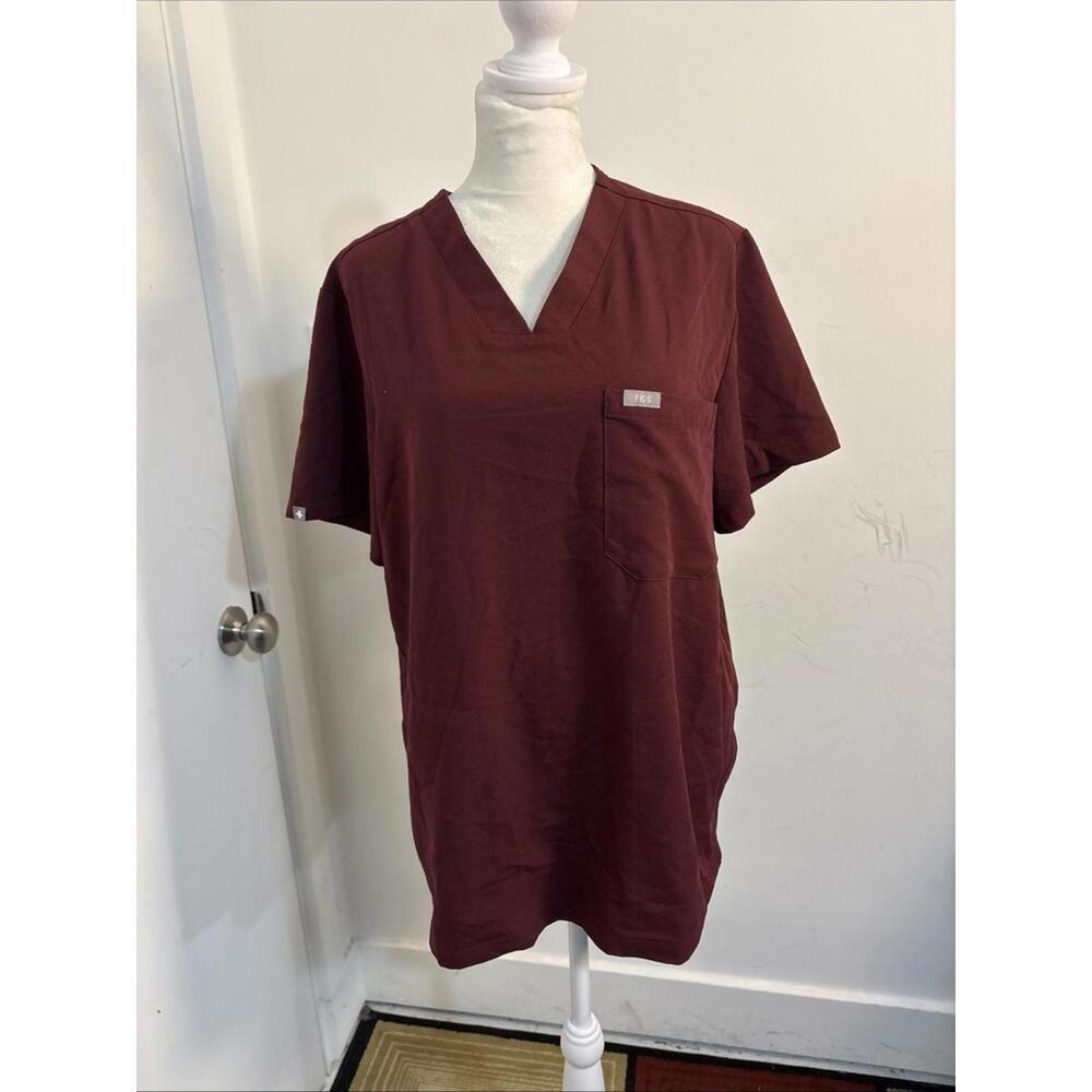 FIGS Technical Collection‎ Scrub Top Burgundy Maroon V Neck Short Sleeve FW1000